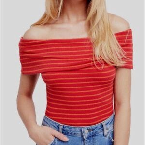 Free People Ribbed Off-The-Shoulder  Short Sleeve Top Red Size Small